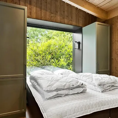Feriehus Beautiful In With Sauna *